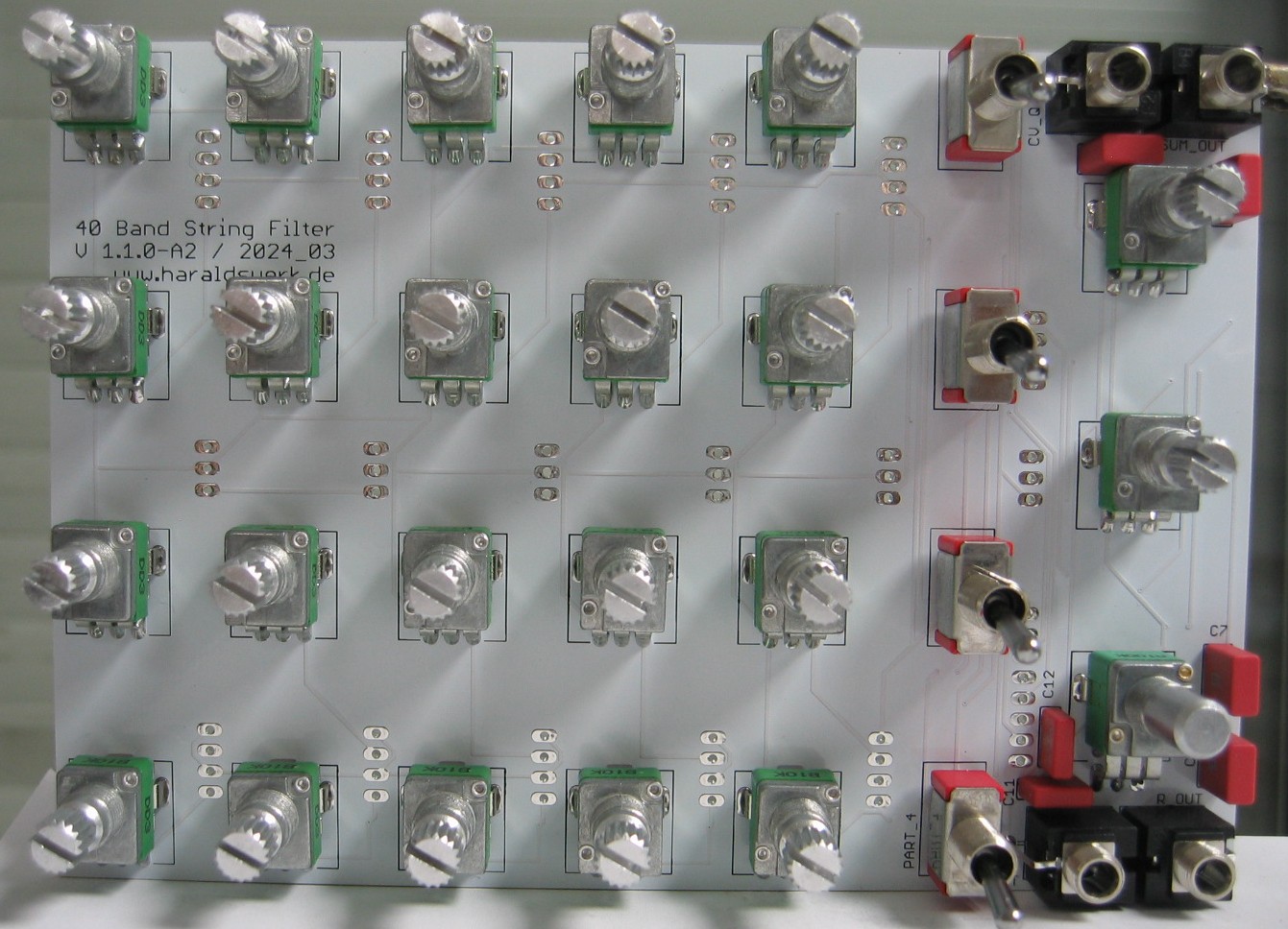 40 Band (String) Filter populated control PCB right